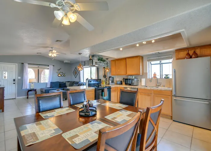 Holiday home Bullhead < 2 Mi To Colorado River! *