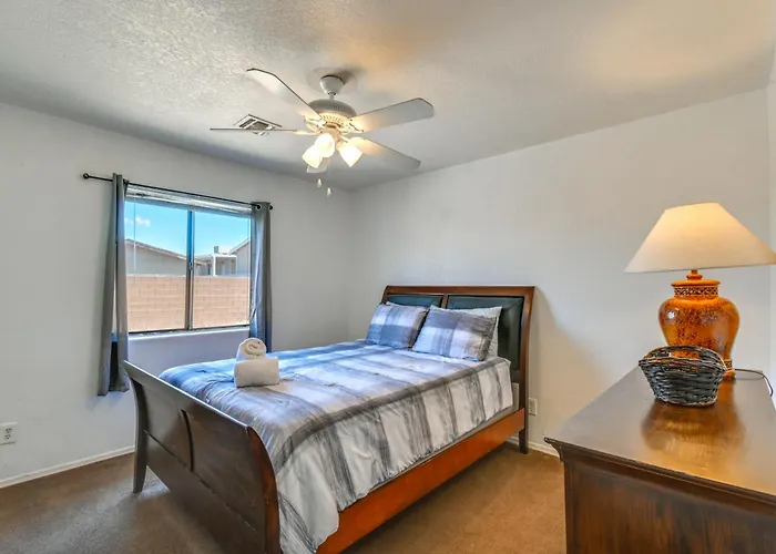 Holiday home Bullhead < 2 Mi To Colorado River!